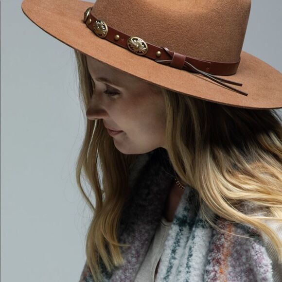 Western Wool Panama Hat with Gold Concho Metal Belt in BLACK - Picture 8 of 13